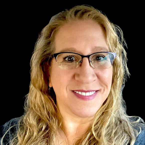 Meet your Posher, Julane - Picture 1 of 2